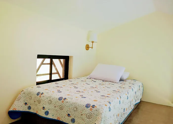Simone Arenal French Bed & Breakfast 3*